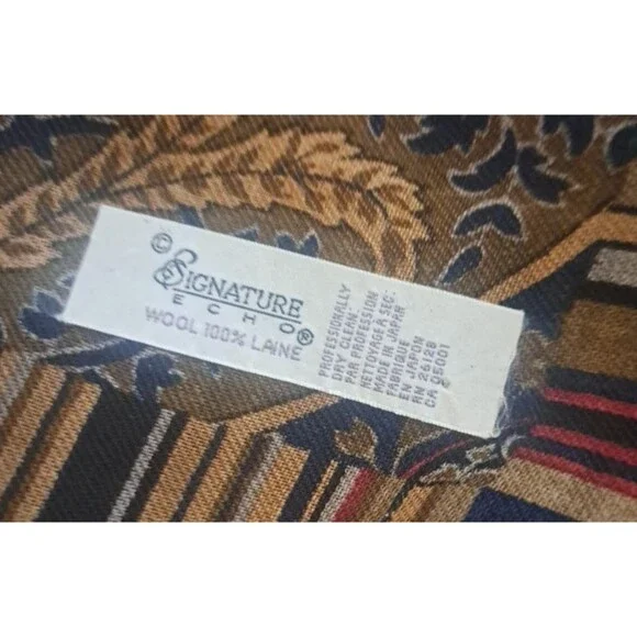 Signature Echo Scarf Blue Red Paisley 100% Wool Japan Boho Fringe Baroque 46" - Picture 6 of 6